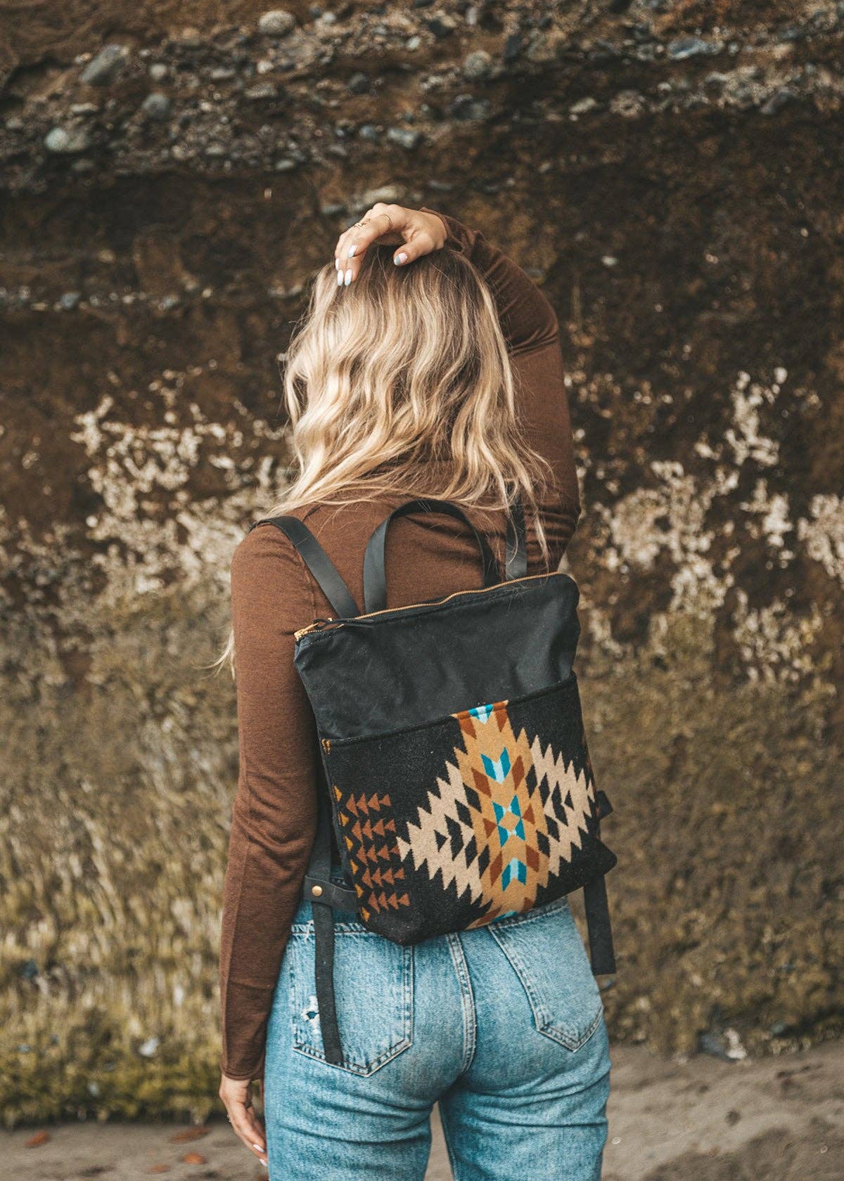 Tofino Waxed Canvas Backpack | Black